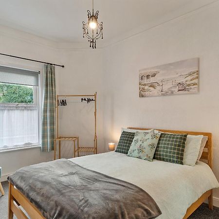 Finest Retreats - Atherfield Apartments No 6 - Tree Tops Paignton Extérieur photo