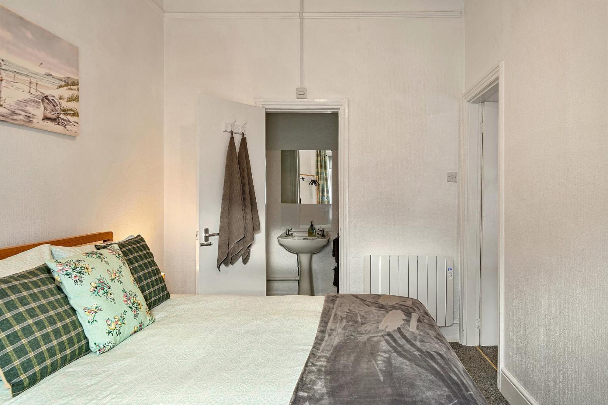 Finest Retreats - Atherfield Apartments No 6 - Tree Tops Paignton Extérieur photo